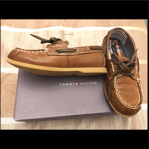 Tommy Hilfiger Other - Tommy Hilfiger EUC boys sz 12 boat shoes